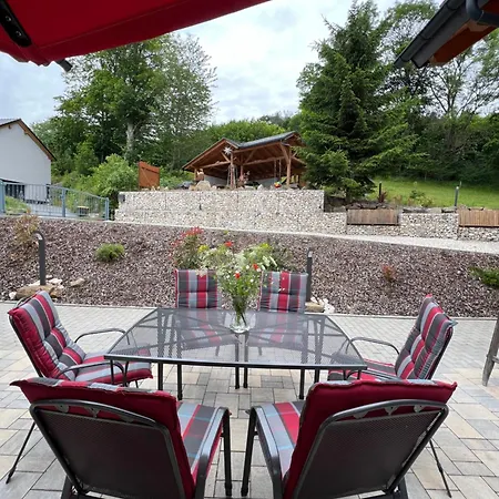 Semesterbostad Bergnest Ferienhaeuser 