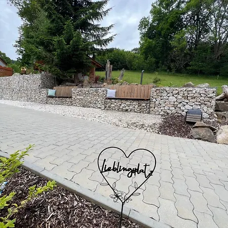 Bergnest Ferienhaeuser 