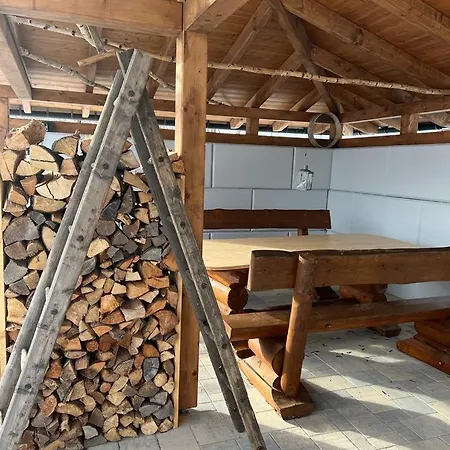 Semesterbostad Bergnest Ferienhaeuser 